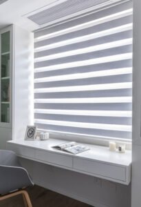 modern-minimalist-bedroom-interior -re